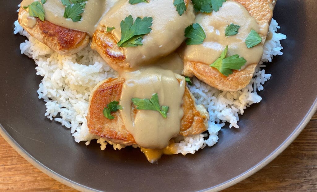 5-Day Pork Meal Plan 5 slow cooker smothered pork chops
