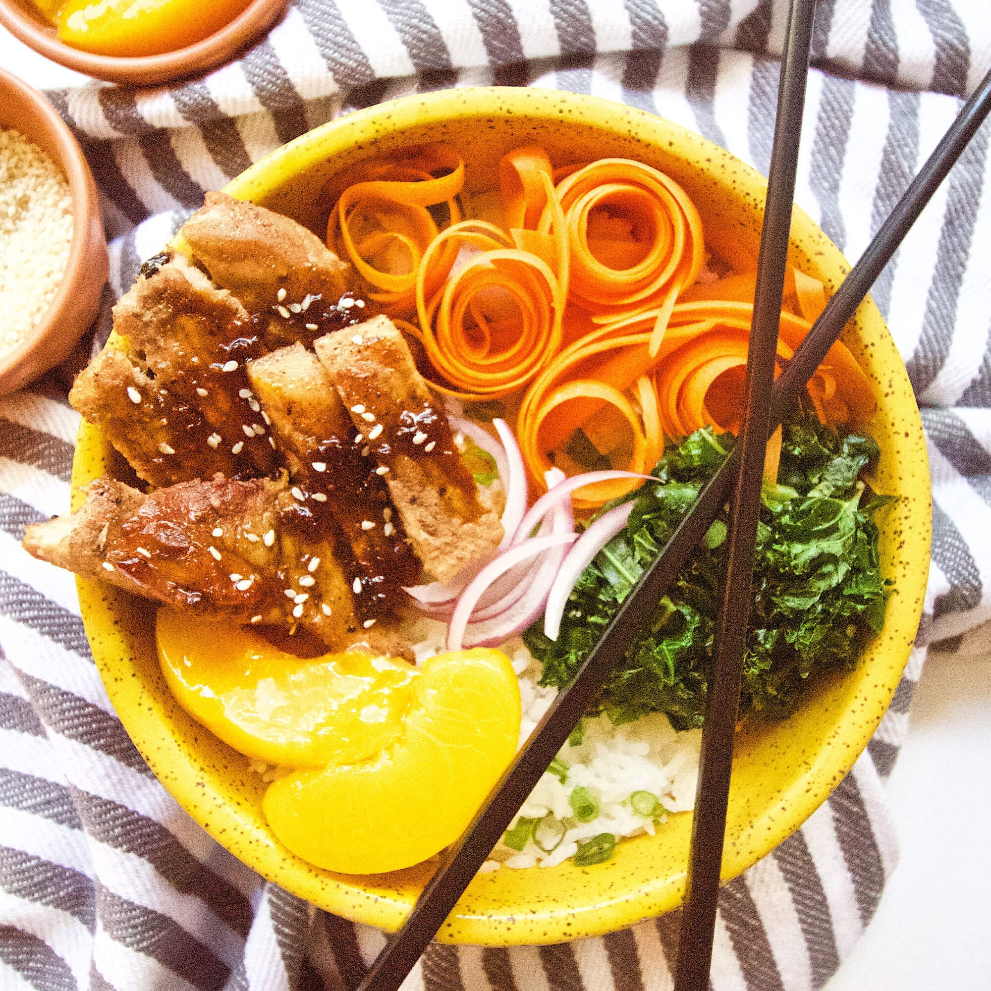 asian spiced pork tenderloins with apricot sauce