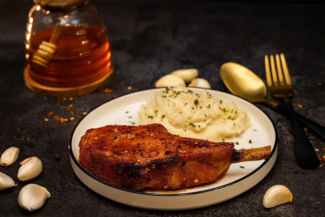 hot hoeny pork chop mashed potato |